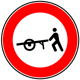 Transito vietato ai veicoli a braccia